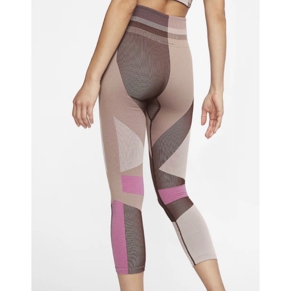 Nike Women’s Sculpt Icon Clash Seamless 7/8 Training Tight leggings - Picture 2 of 12